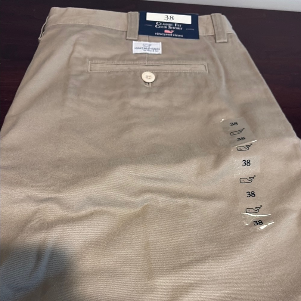 Vineyard Vines Brand New Club Short Style Men's Tan Shorts